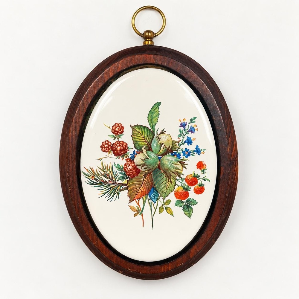 Vintage Oval Botanical Berry Wall Plaque Dark Wood Frame Cottagecore 7.5"